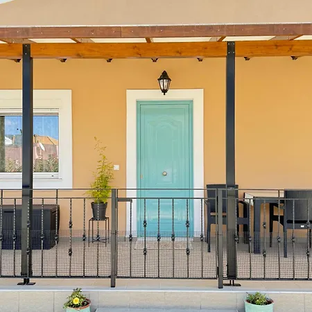 Dom Emilka Апартаменты Lakithra